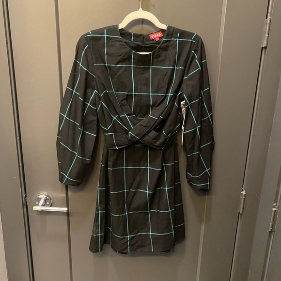 Staid Crosshill Check Dress - Picture 3 of 6